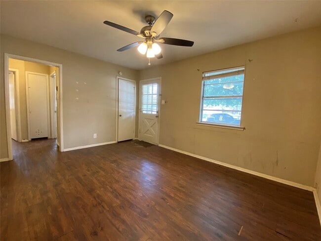 Photo - 1813 Wayne St
