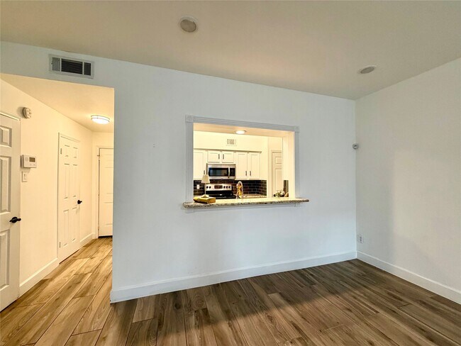 Photo - 3800 Tanglewilde St Unit 602