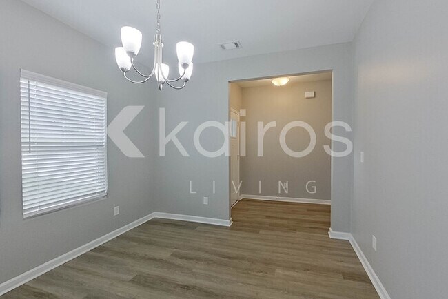 Photo - 117 Williams Ln