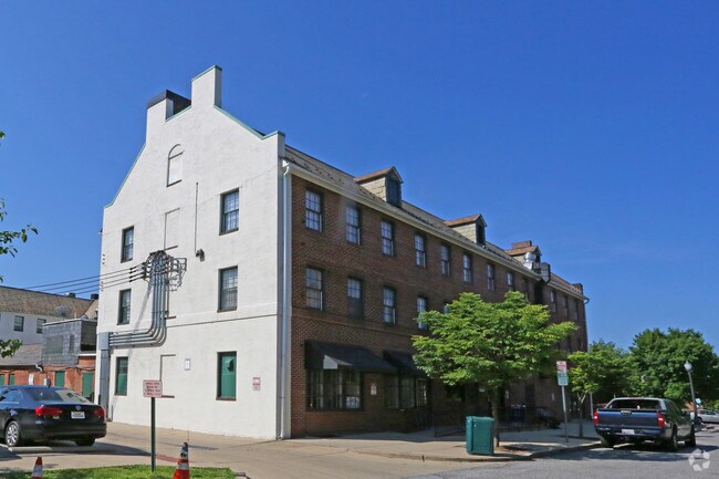 Photo - Dundalk Village