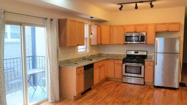 Photo - 3637 W belmont