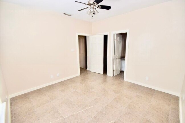 Photo - 1316 E Camellia Ave Unit 3
