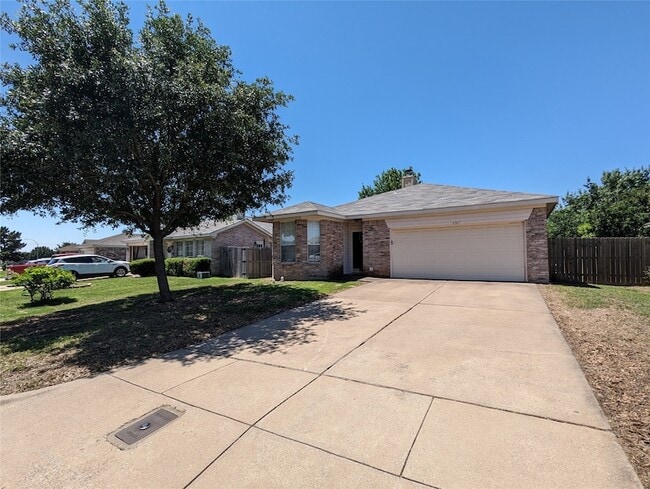 Building Photo - 6367 Stonewater Bend Trail