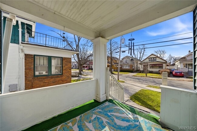 Photo - 220 Dartmouth Ave