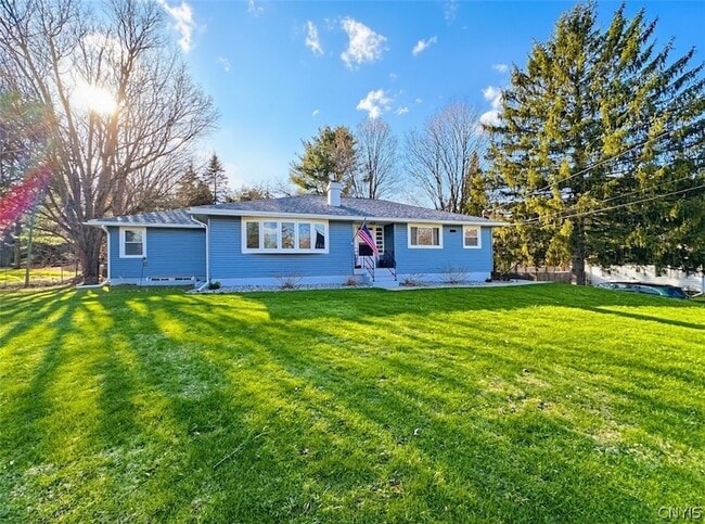 Photo - 4055 Bristol Rd