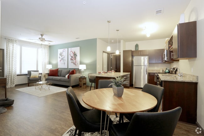 2BR Grand Courtyard - Dining Area - Springs At South Elgin