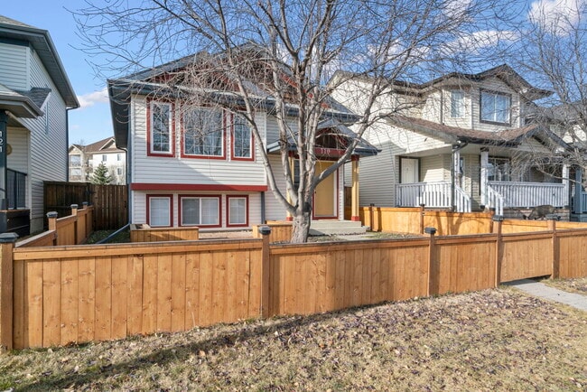 Photo - 119 Cimarron Grove Crescent