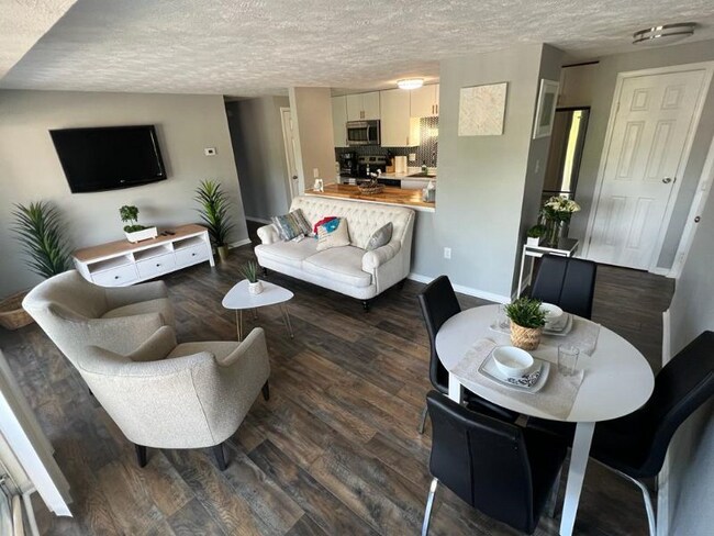 Photo - 8402 Muldoon Ct Unit Apt 211