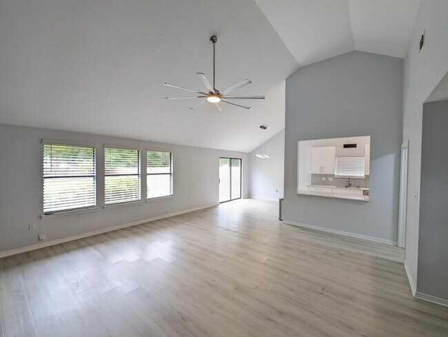 Photo - 1837 Sunrise Dr
