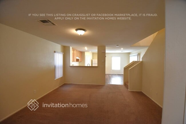 Photo - 701 Jewel Tower St