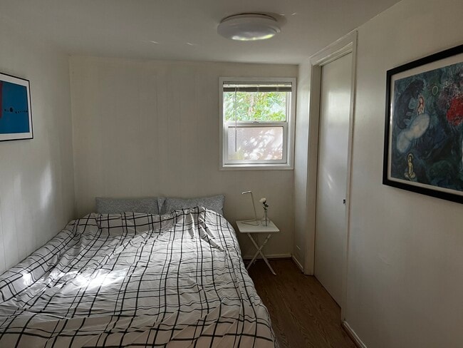 Photo - 115 N Parkwood Ave