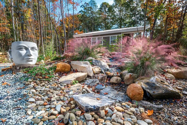 Photo - 288 Stonewall Rd Unit ID1055516P