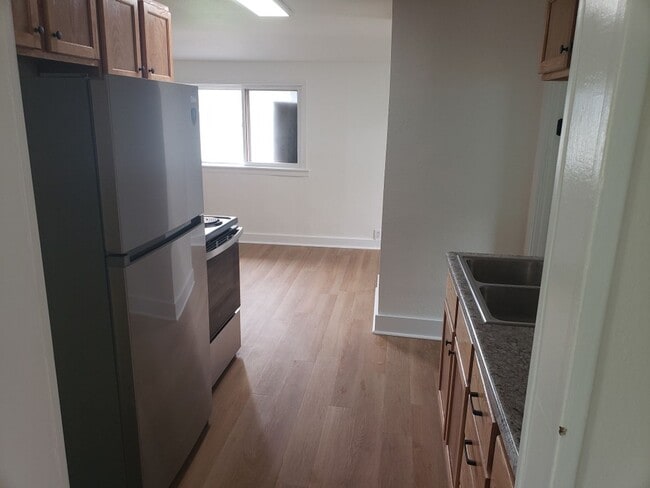 26351 W Mondovi St Unit 1
