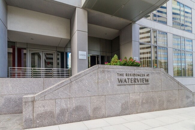 Photo - 1111 19th St N Unidad #1810