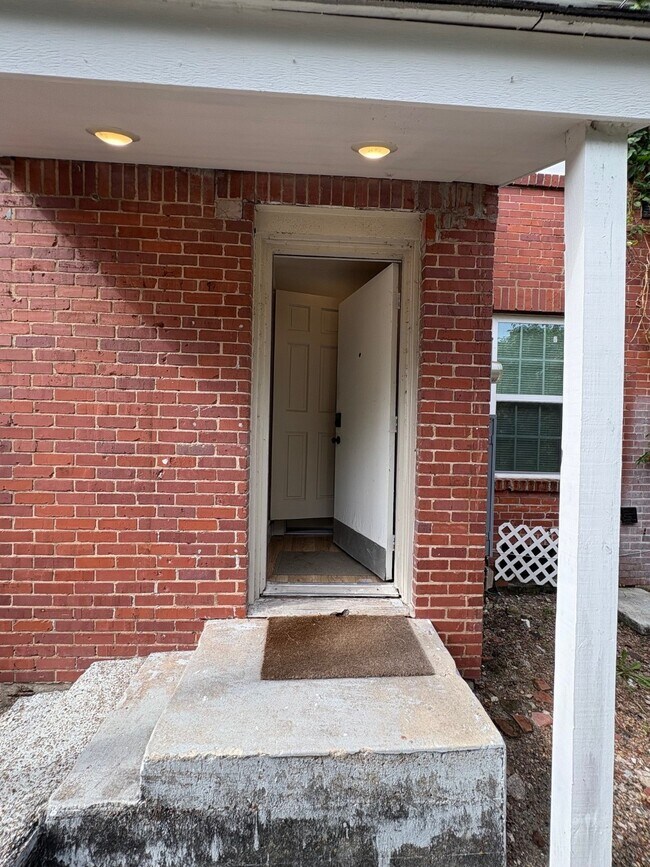 Photo - 2919 Rosedale St