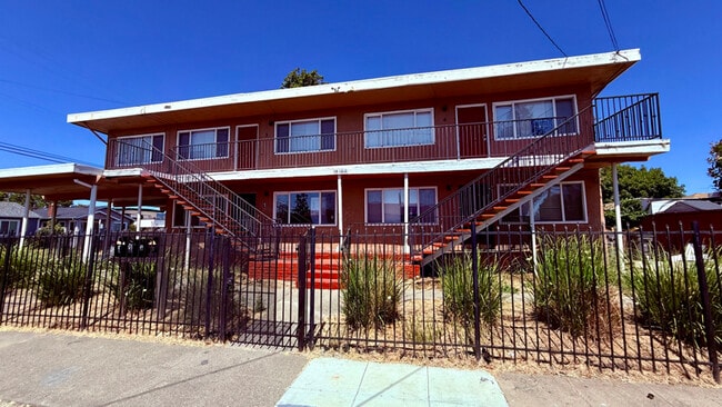 Photo - 10100 Walnut St Unidad 3