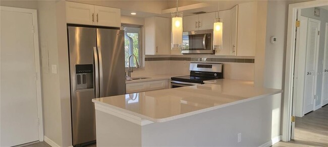Building Photo - 3751 S School Ave Unit 19 Rental