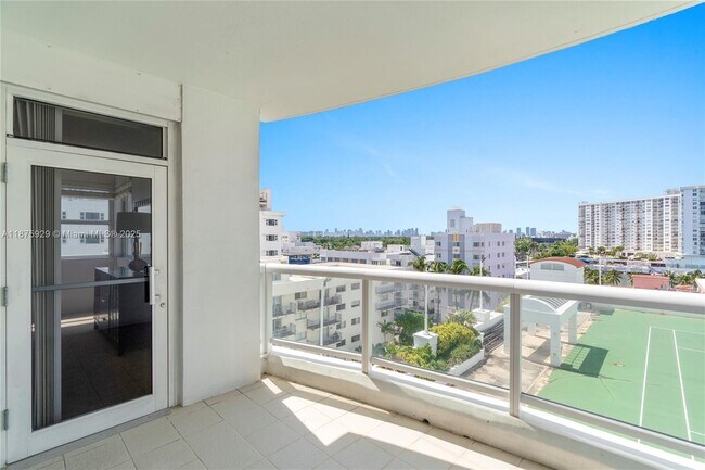 Photo - 4201 Collins Ave Unit 701