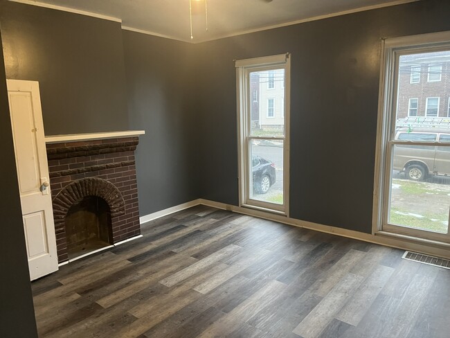 Bedroom - 350 W 9th St Apartments Unit 1