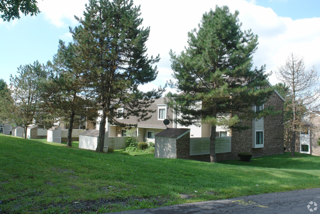 The Highlands - The Highlands Apartments