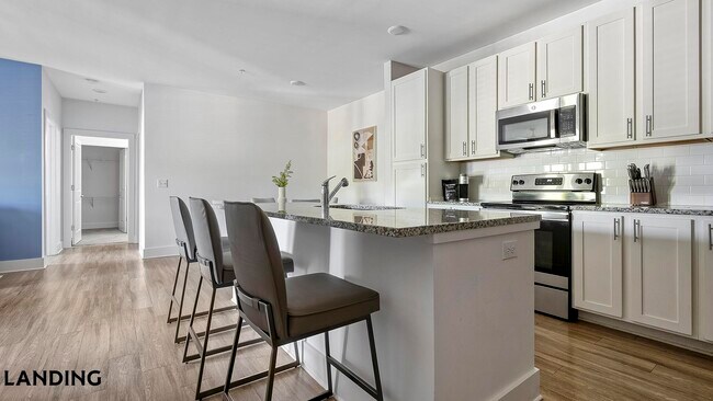 Photo - 5209 Craftsman Dr Unidad 600-300