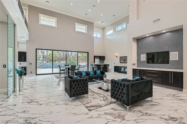 Photo - 5367 Secluded Brook Cir