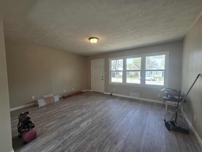 Photo - Newly Remodeled Home for Rent!