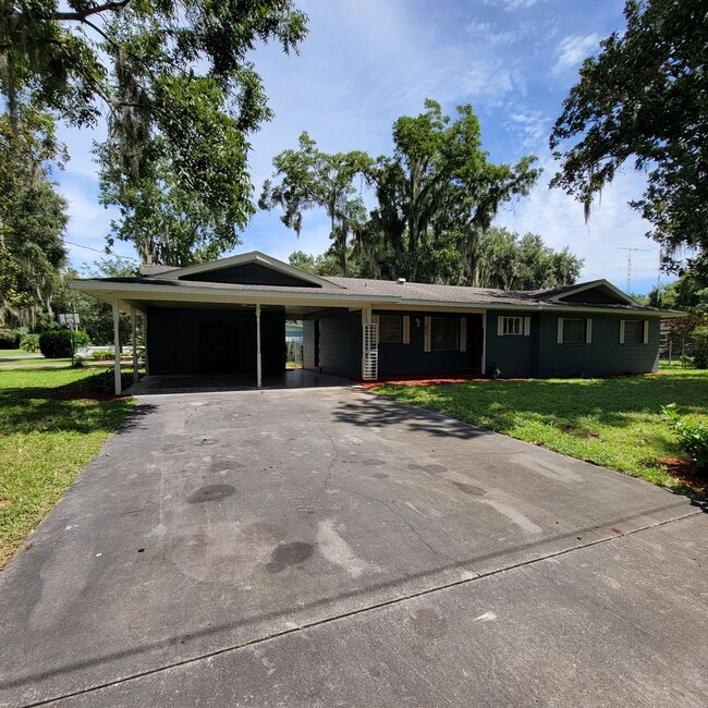 Photo - 3 bed, 2 bath 2 car carport