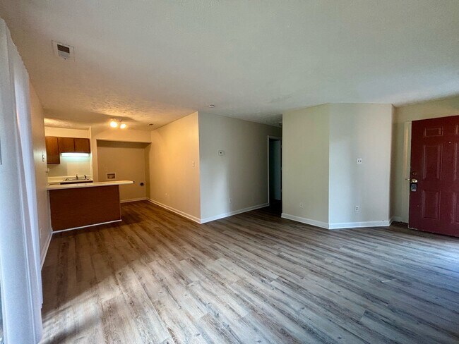 Photo - 1123 Southwood Dr
