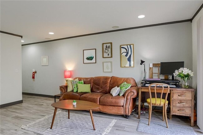 Photo - 620 S 1st St Unit 107