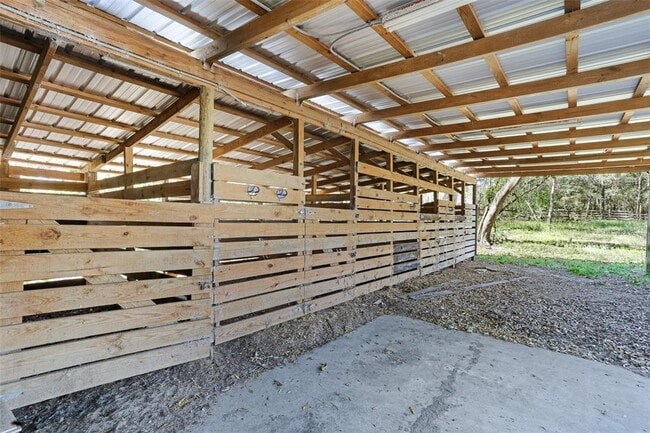 Photo - 2830 SE 31st St