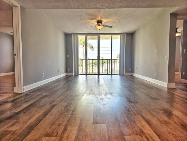 Photo - 1341 SE 3rd Ave Unit 307