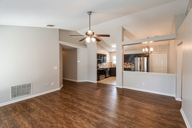 5328 Tessa Terrace
