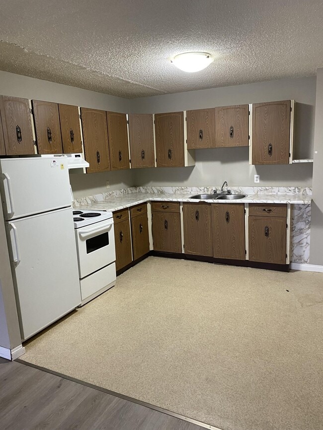 Photo - 1855 Rae St Unit 8
