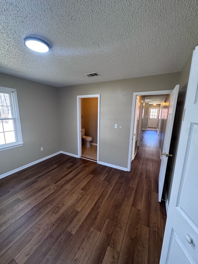 Photo - 112 Ashcroft Dr