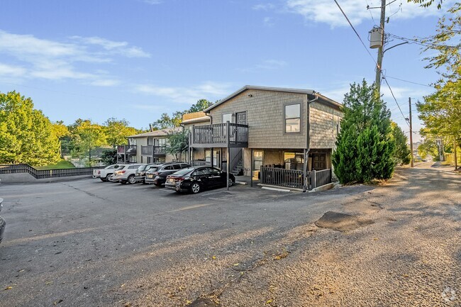 Building Photo - 5th Avenue Apartments