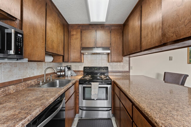 Photo - 2011 S Main St Unit M1