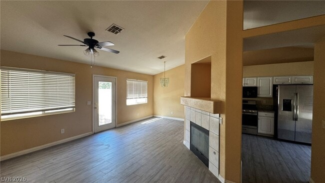 Photo - 249 Datura St