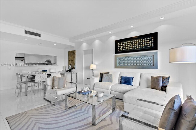 Photo - 251 Crandon Blvd Unit 322