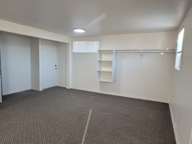 Photo - 308 Moore Ln