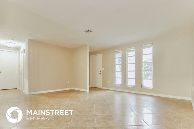 Photo - 4153 Woodtrail Blvd