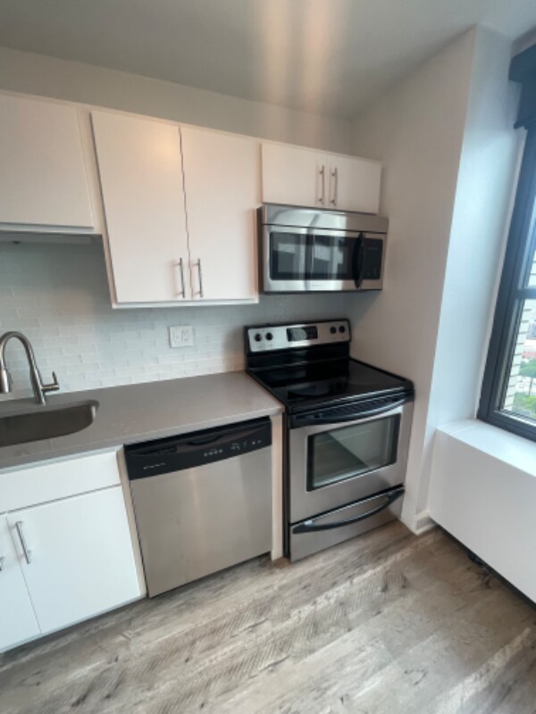 Photo - 1171 S Michigan Ave