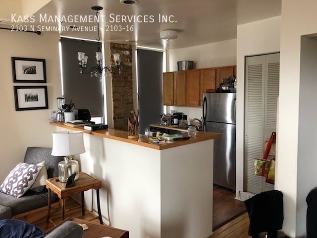 Building Photo - 2103 N Seminary Ave Unit 2103-16