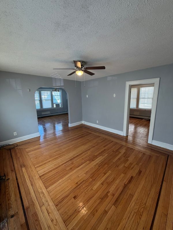 Photo - 257 Sheffield Ave
