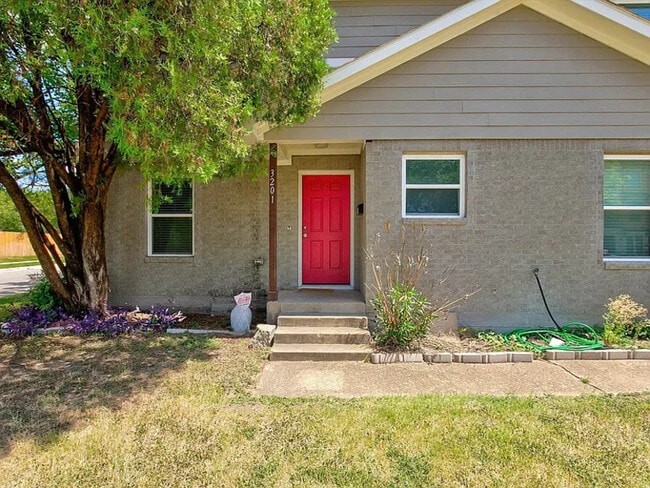 Photo - 3201 Forest Park Blvd