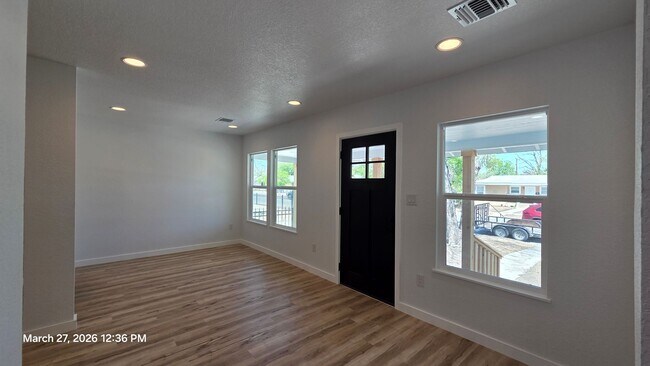 Photo - MUST SEE!! Woodlawn Lake  3 Bedroom 2 Full Bath Full Rehab