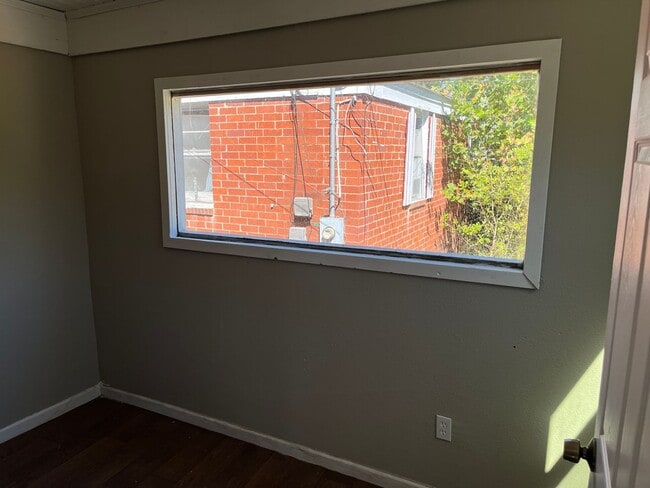 Photo - **AVAILABLE NOW**Total Electric 2 Bedroom ...