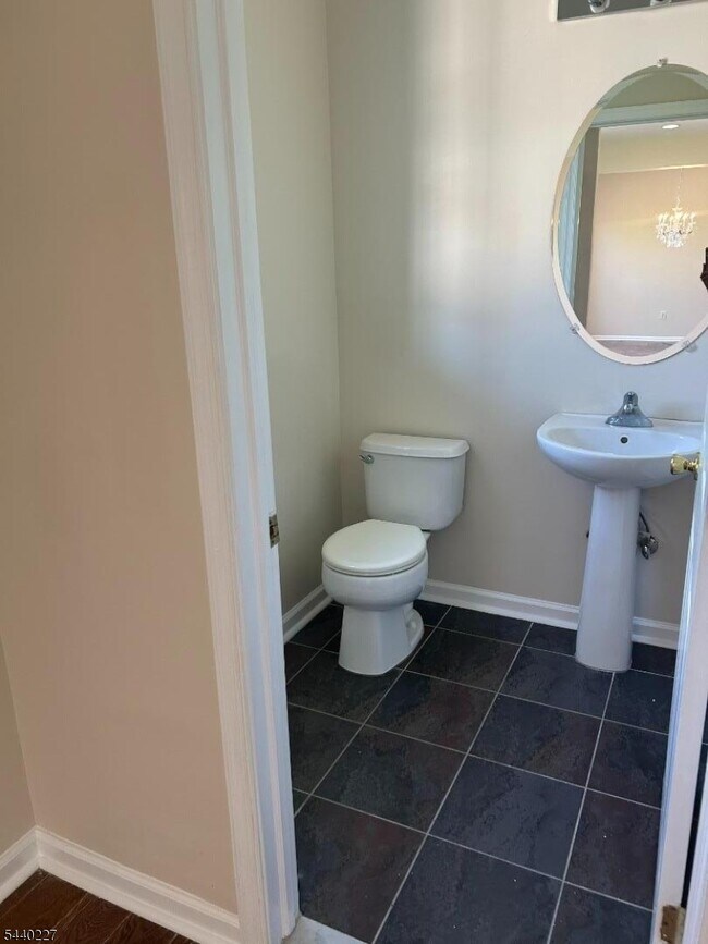 Photo - 310 Winding Hill Dr