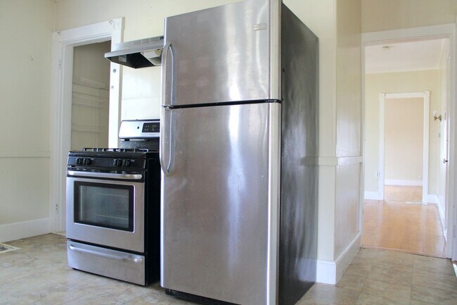Photo - 14 Pond St Unit #2r