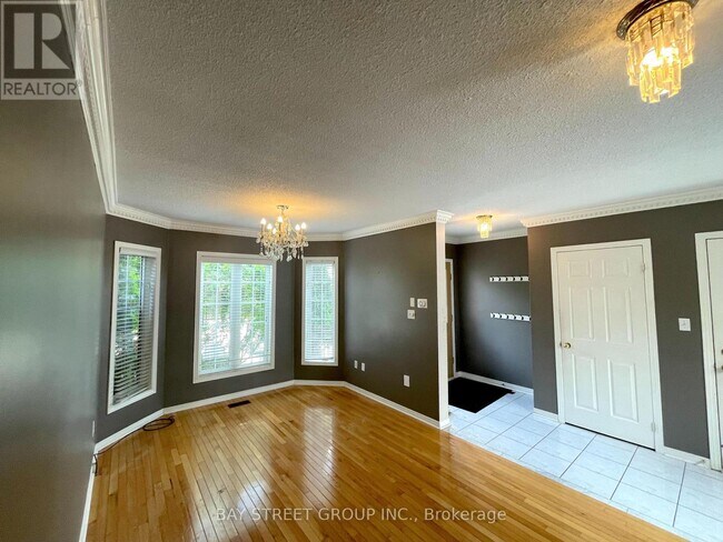 Photo - 2136 Golden Orchard Trail